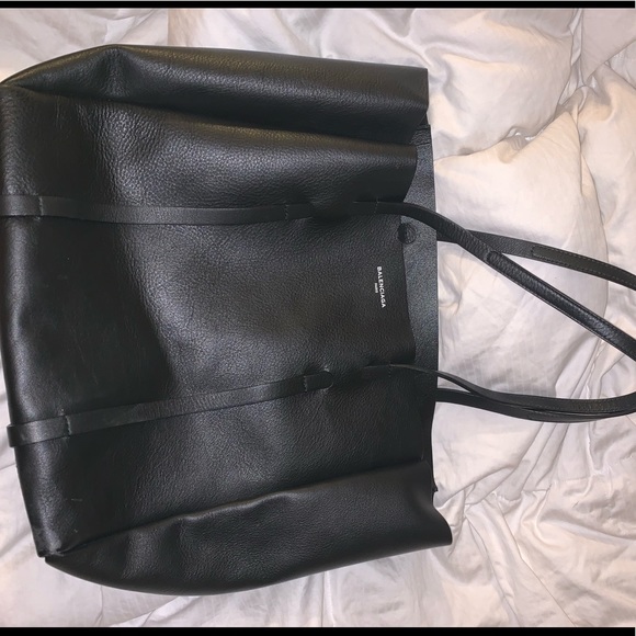 balenciaga bag 30cm